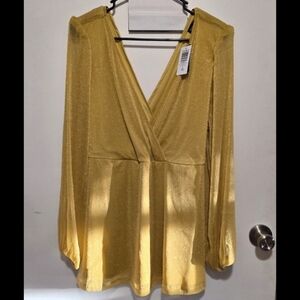 Torrid - Gold Glitter Top - Size :: 2 (2X_18-20) NWT